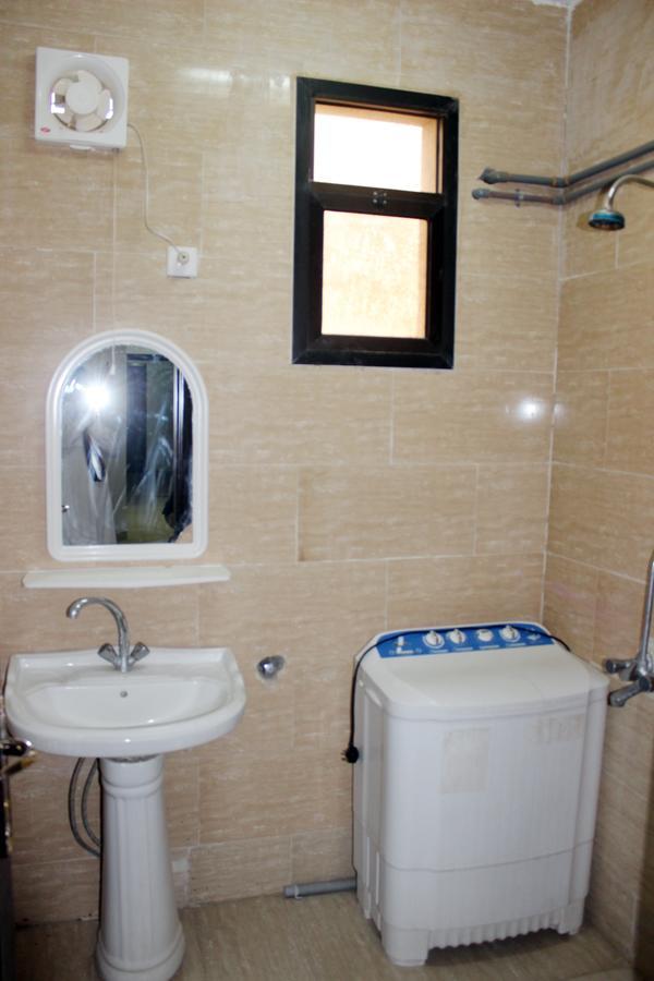 Al Eairy Apartment-Alqaseem 1 버레이다 외부 사진