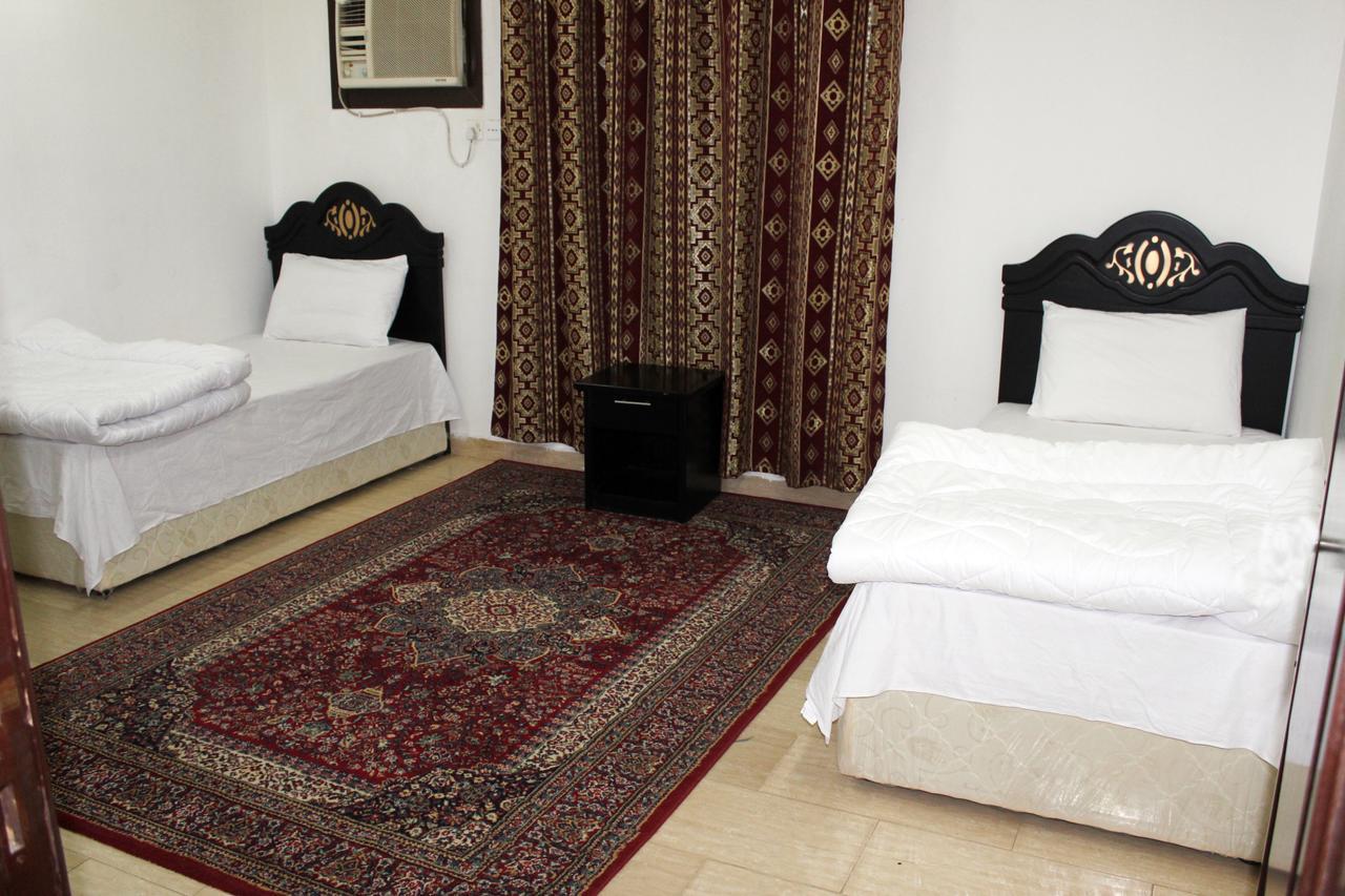 Al Eairy Apartment-Alqaseem 1 버레이다 외부 사진